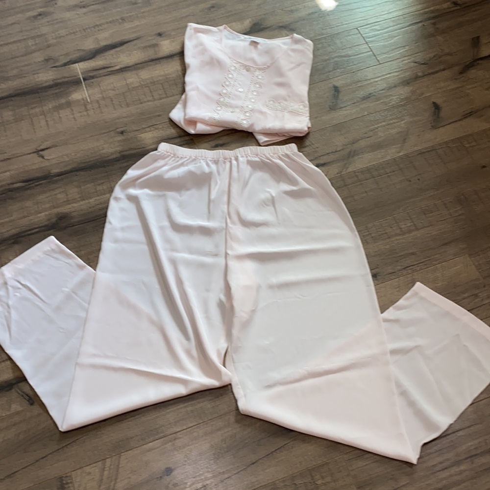 Pajama - Picture 11 of 11